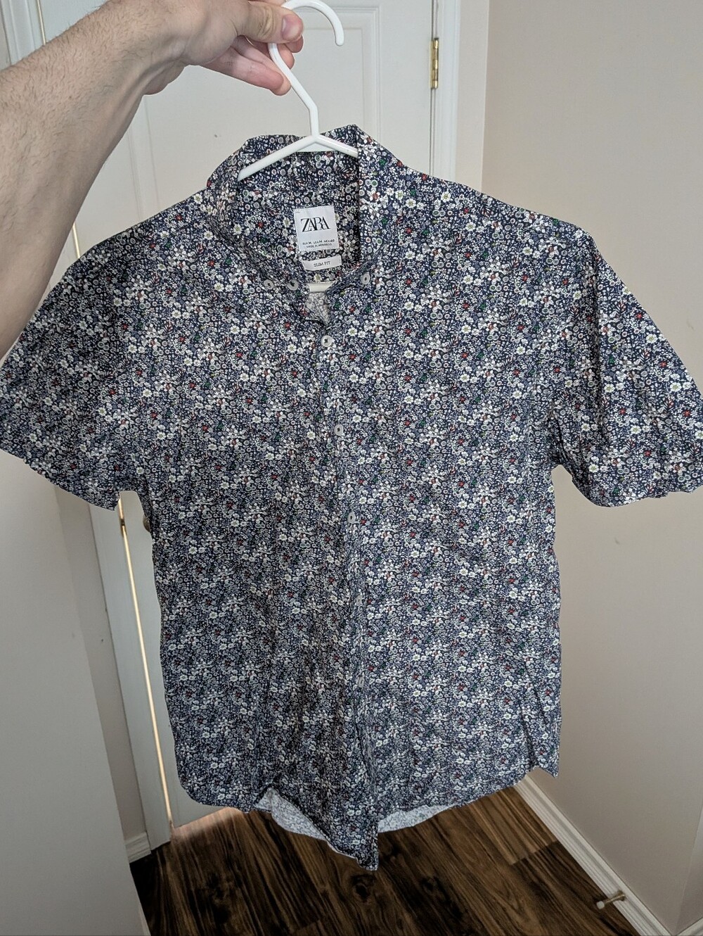ZARA Floral Short-Sleeve Button-Up Shirt (Read Description)